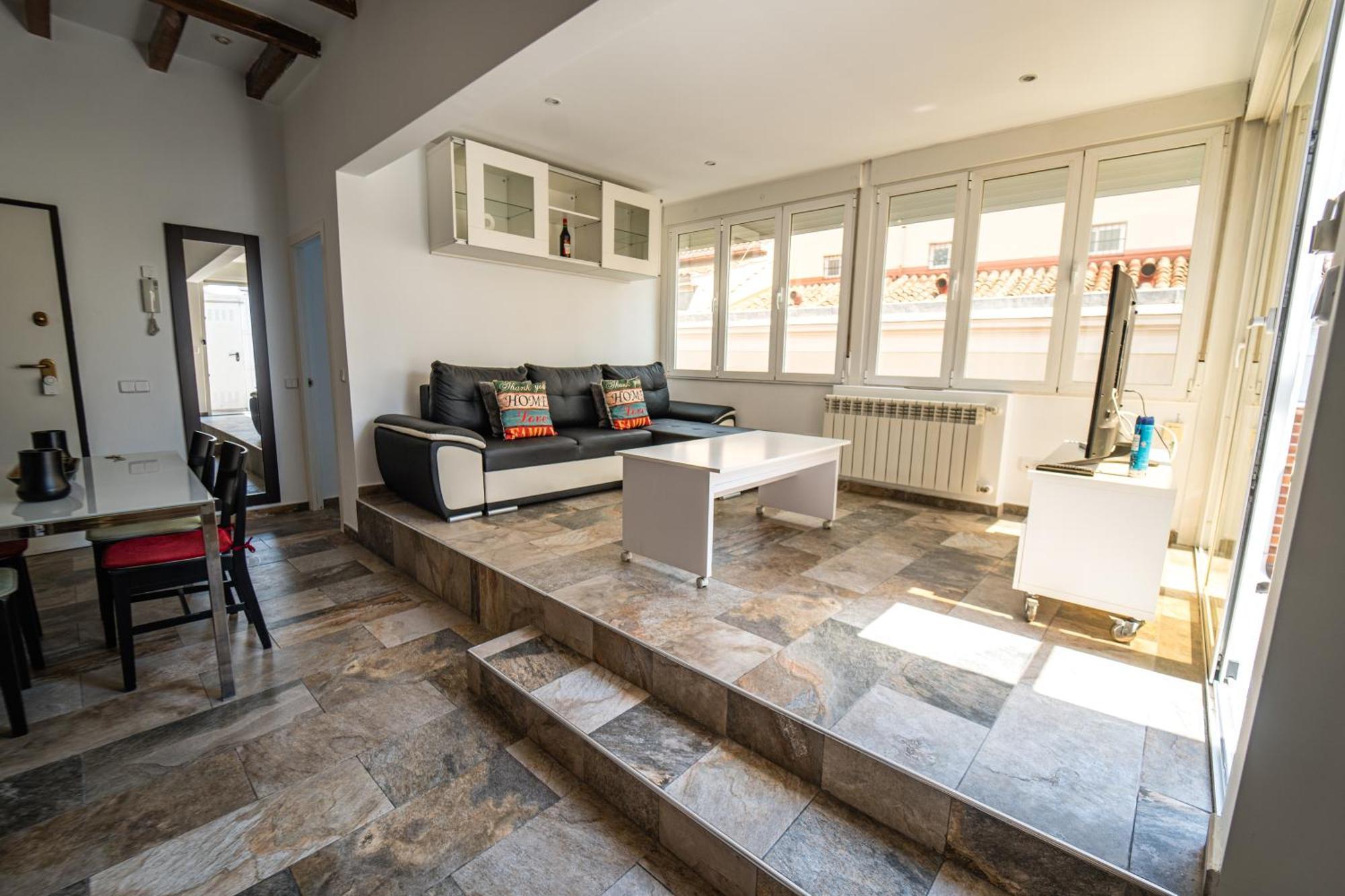 Centrico Atico En Madrid By Bebalmy Apartamento Exterior foto