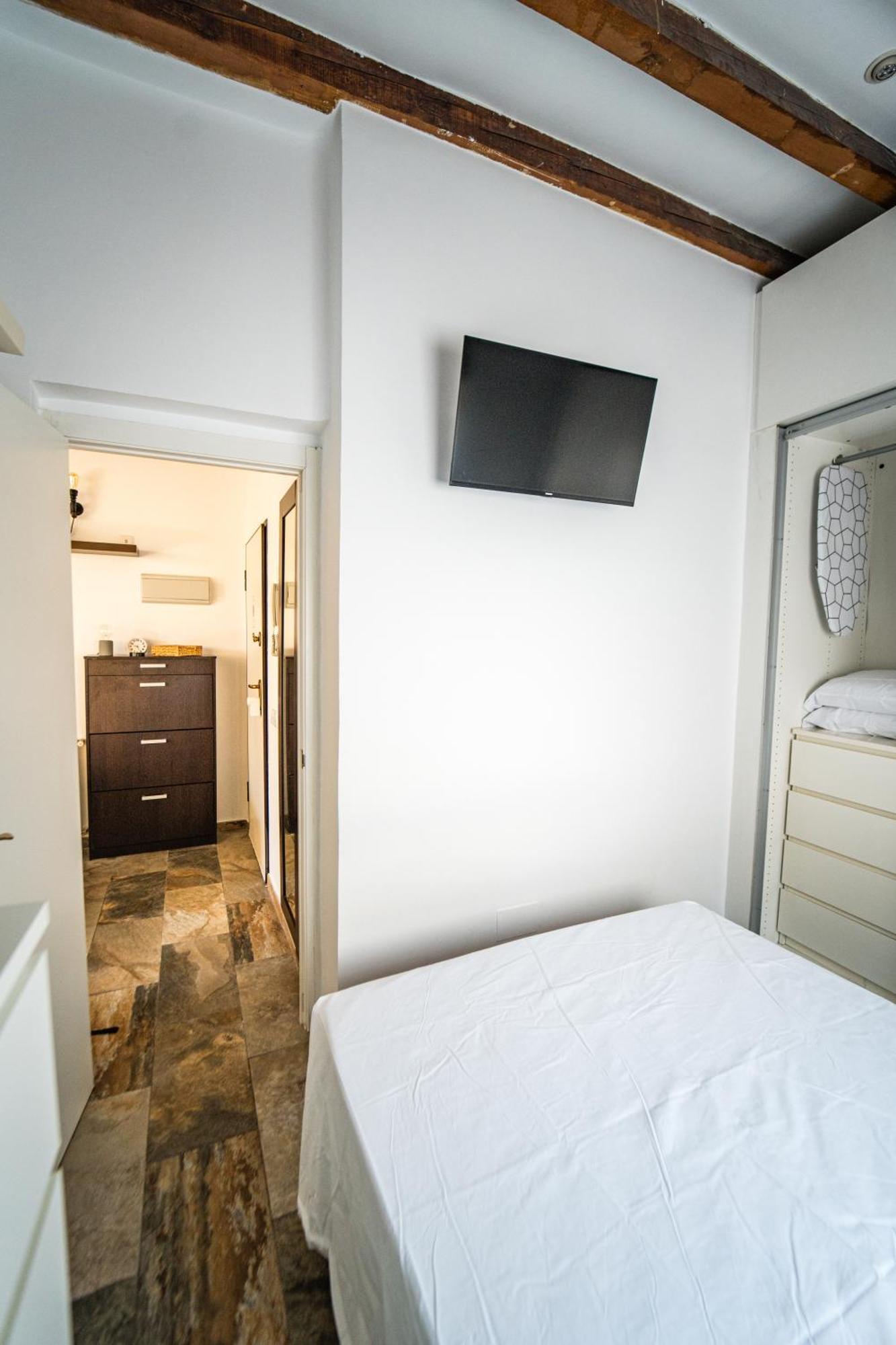 Centrico Atico En Madrid By Bebalmy Apartamento Exterior foto