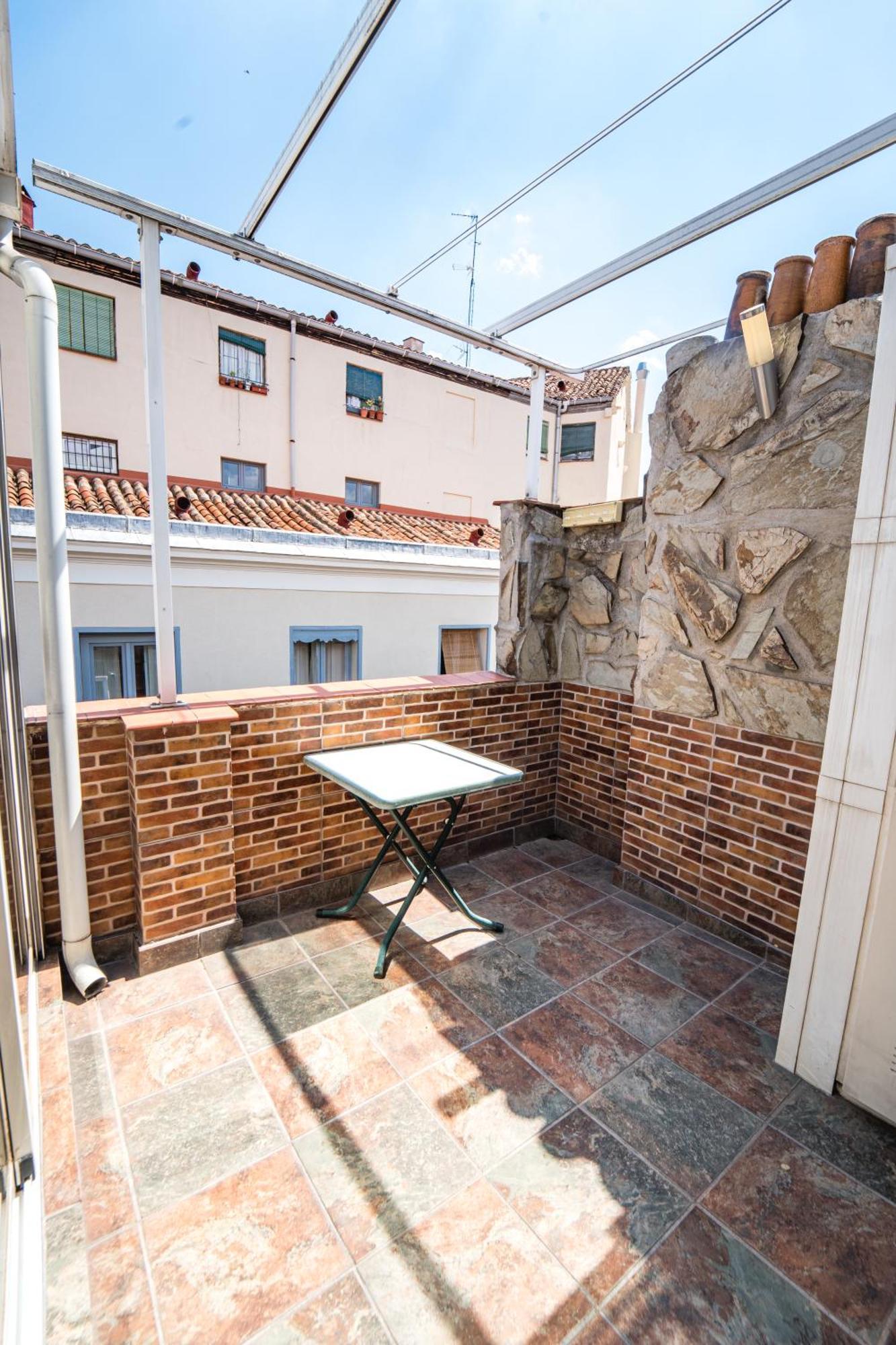Centrico Atico En Madrid By Bebalmy Apartamento Exterior foto